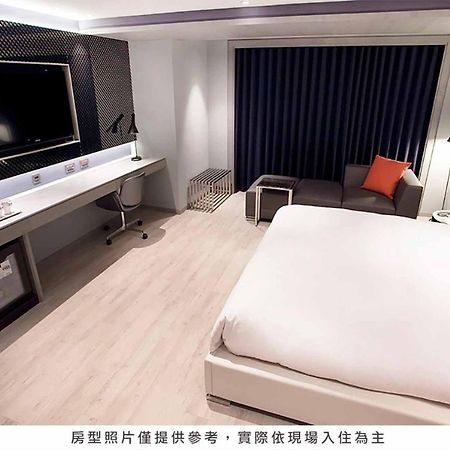 Royal Group Hotel Minghua Branch Kaohsiung Esterno foto
