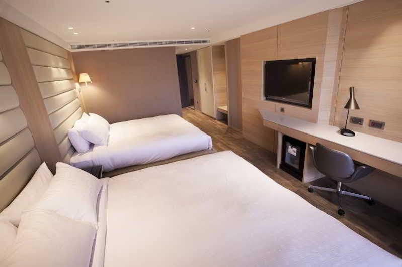 Royal Group Hotel Minghua Branch Kaohsiung Esterno foto