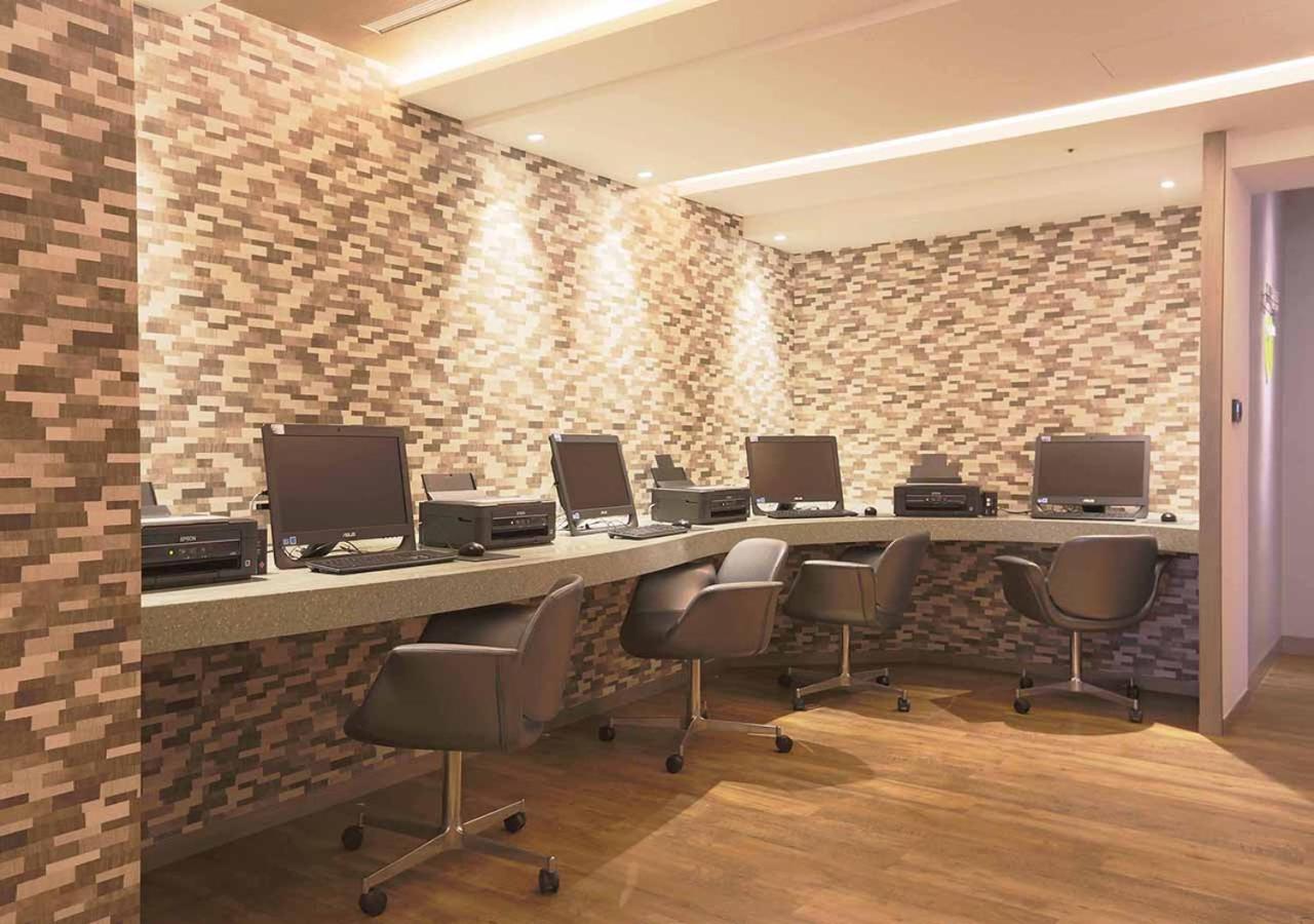 Royal Group Hotel Minghua Branch Kaohsiung Esterno foto